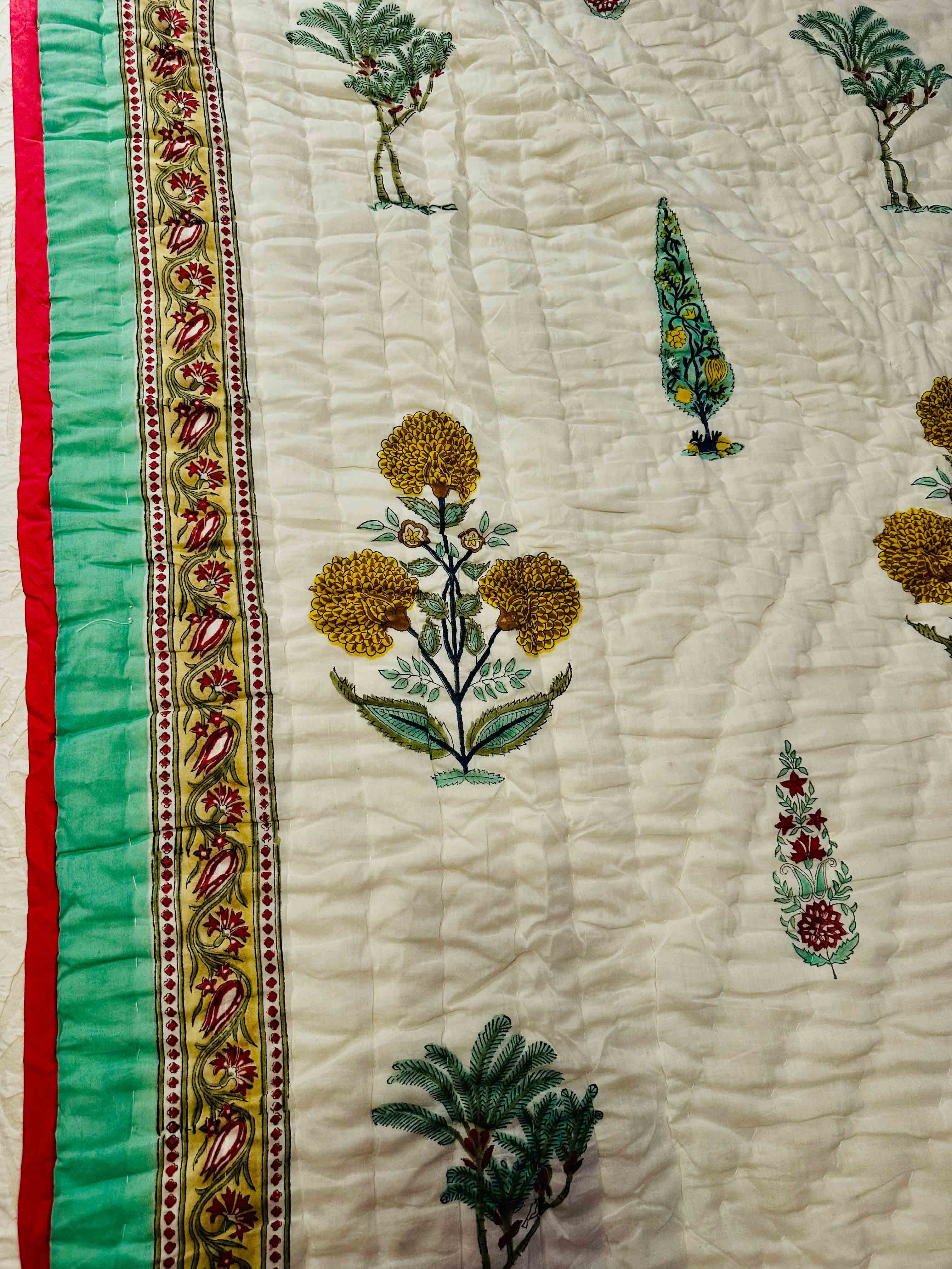 Floral Canopy quilt - border detail